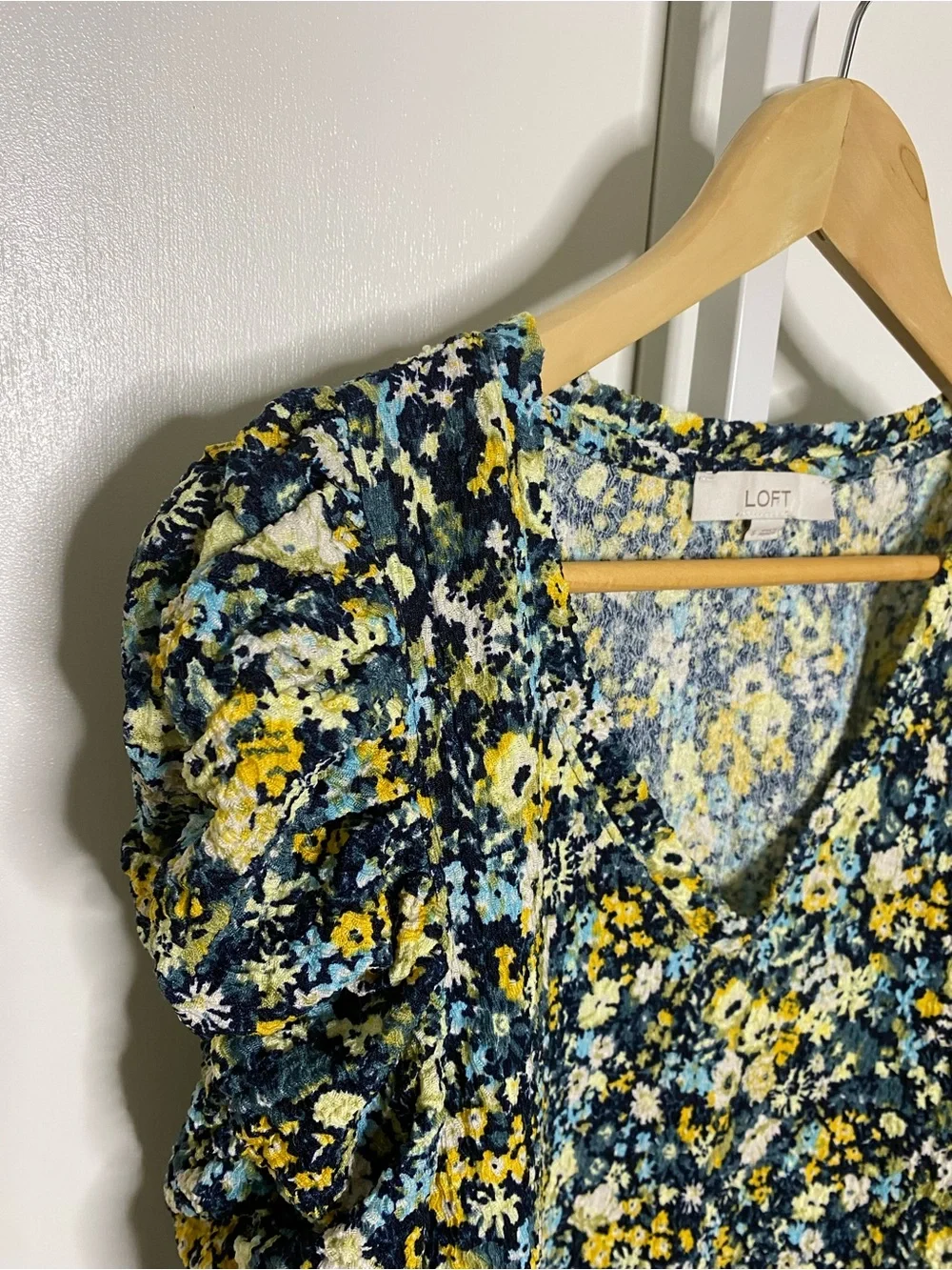 LOFT blue yellow